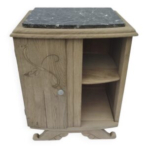 Table de chevet asymétrique