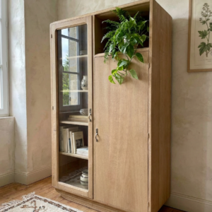 Meuble de métier ancien en chêne rouge massif