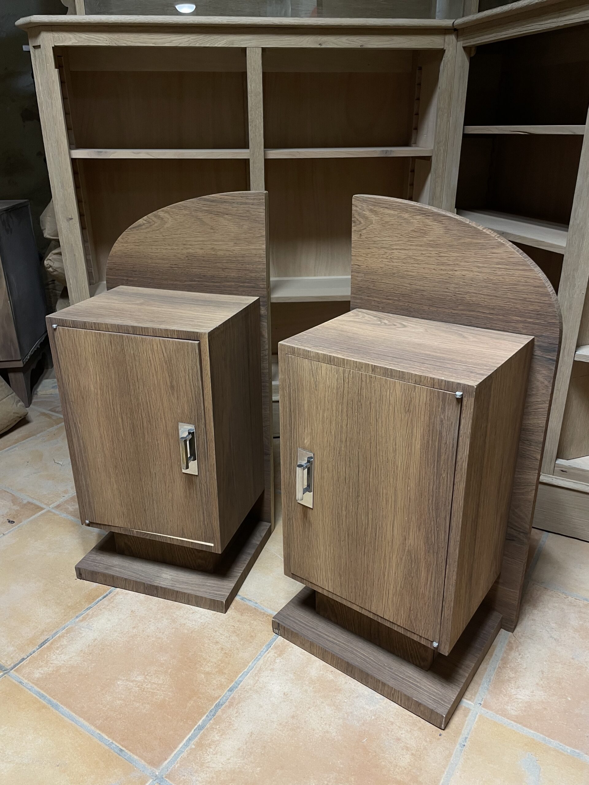 Paire de chevet Art Déco années 40 en noyer – Image 2
